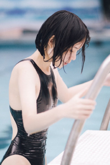 艳妇荡乳免费观看